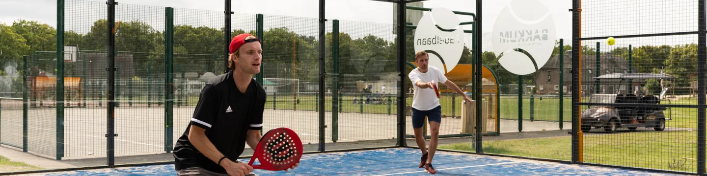 Padelbaan wedstrijd spelen