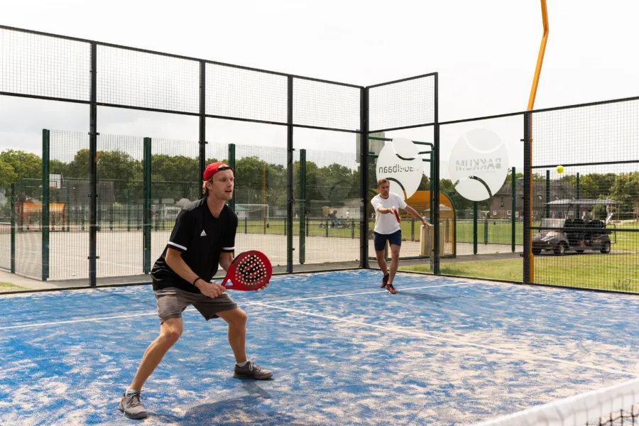 Padelbaan wedstrijd spelen